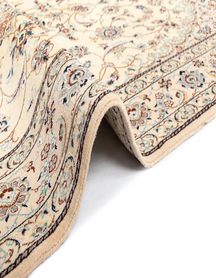 Detail image of  4' x 6' 6 Nain Rug