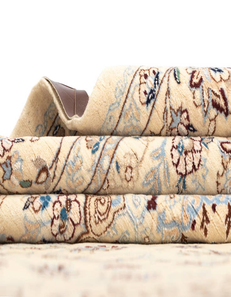 Detail image of  4' 2 x 6' 5 Nain Rug