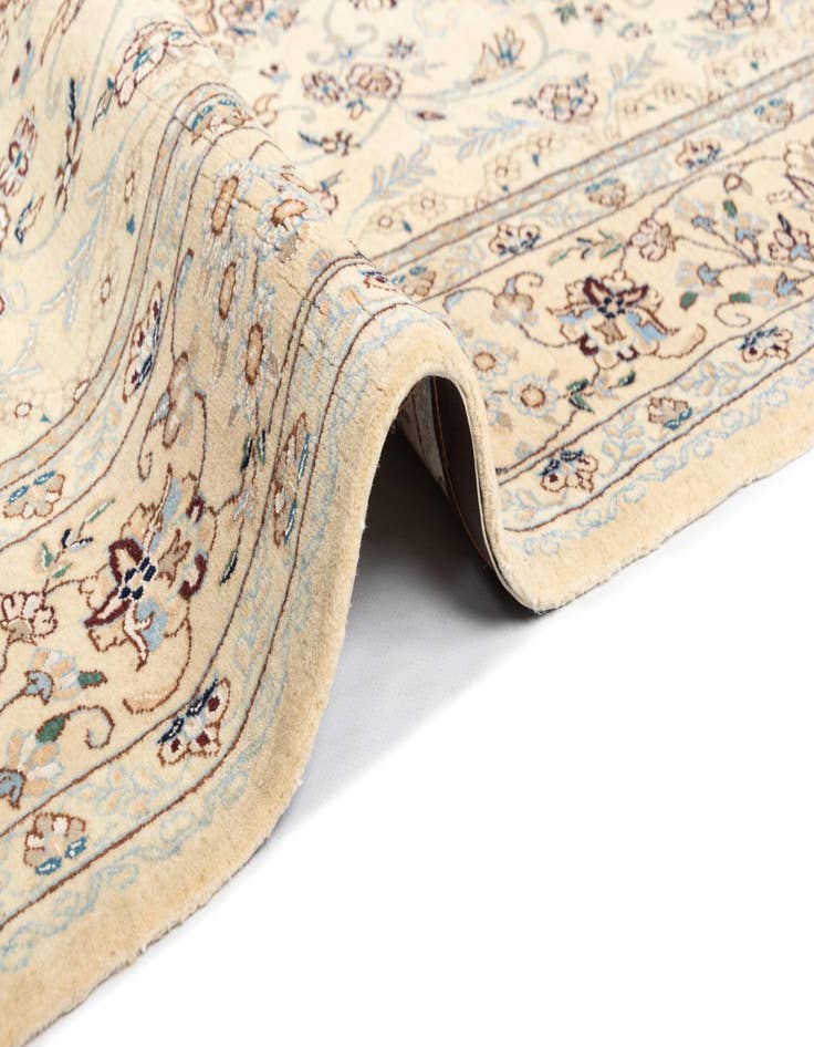 Detail image of  4' 2 x 6' 5 Nain Rug