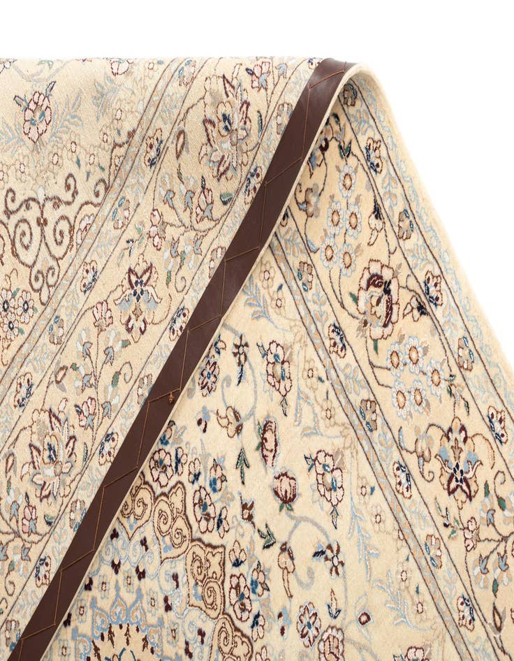 Detail image of  4' 2 x 6' 5 Nain Rug