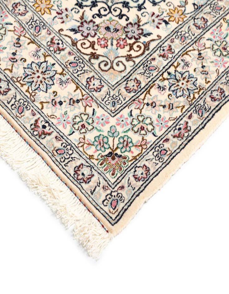 Detail image of  4' 2 x 6' 2 Nain Rug