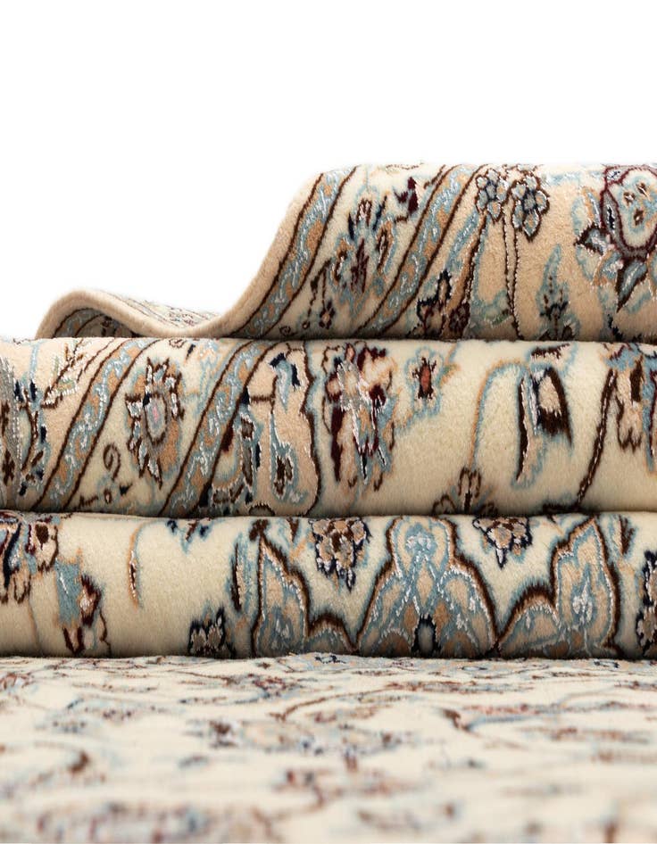 Detail image of  6' 10 x 10' 4 Nain Rug