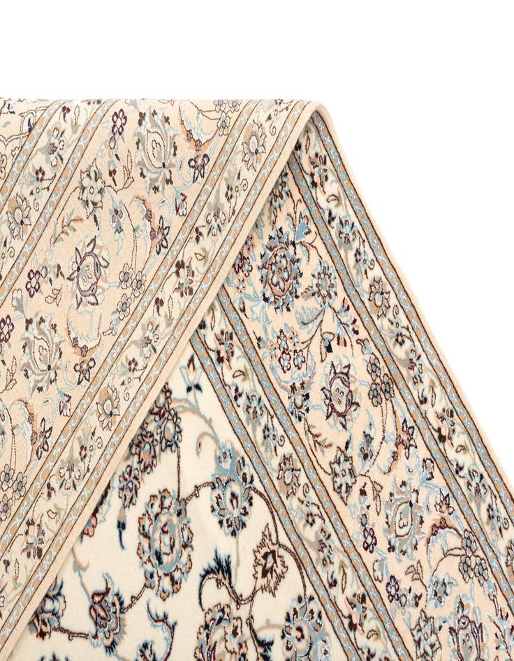 Detail image of  6' 10 x 10' 4 Nain Rug