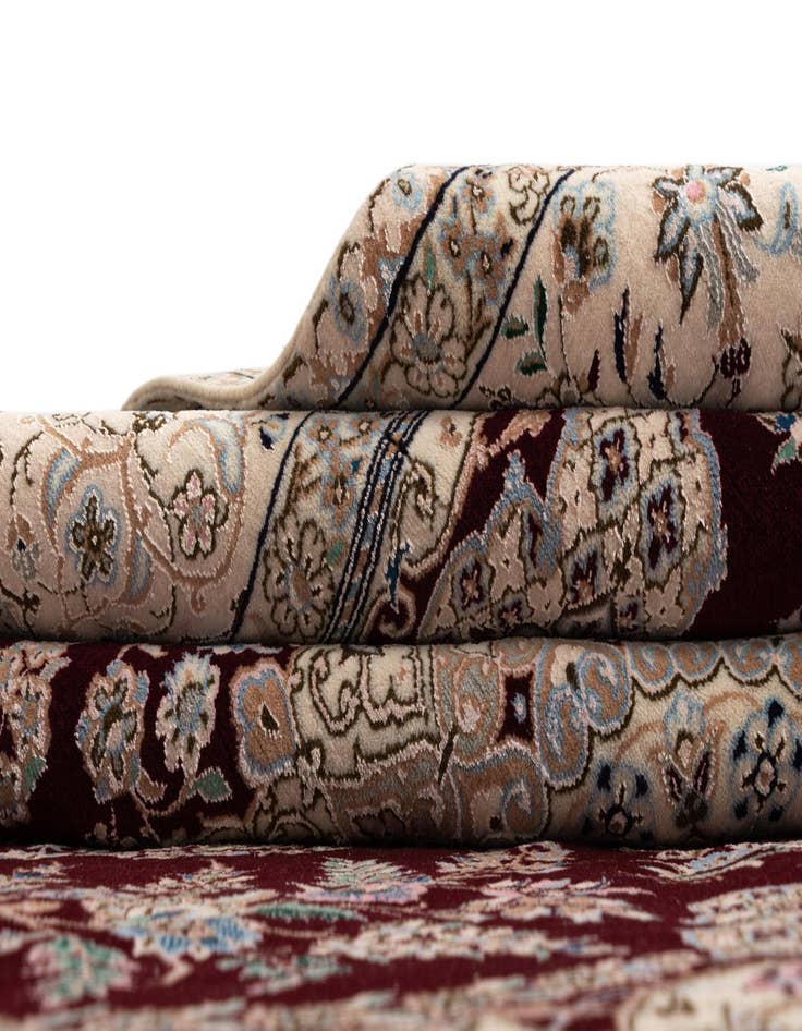 Detail image of  4' 10 x 7' 8 Nain Rug