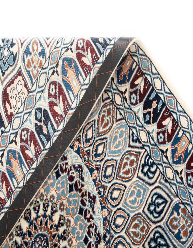 Detail image of  3' 1 x 5' 2  Hand Knotted Nain Persian Rug