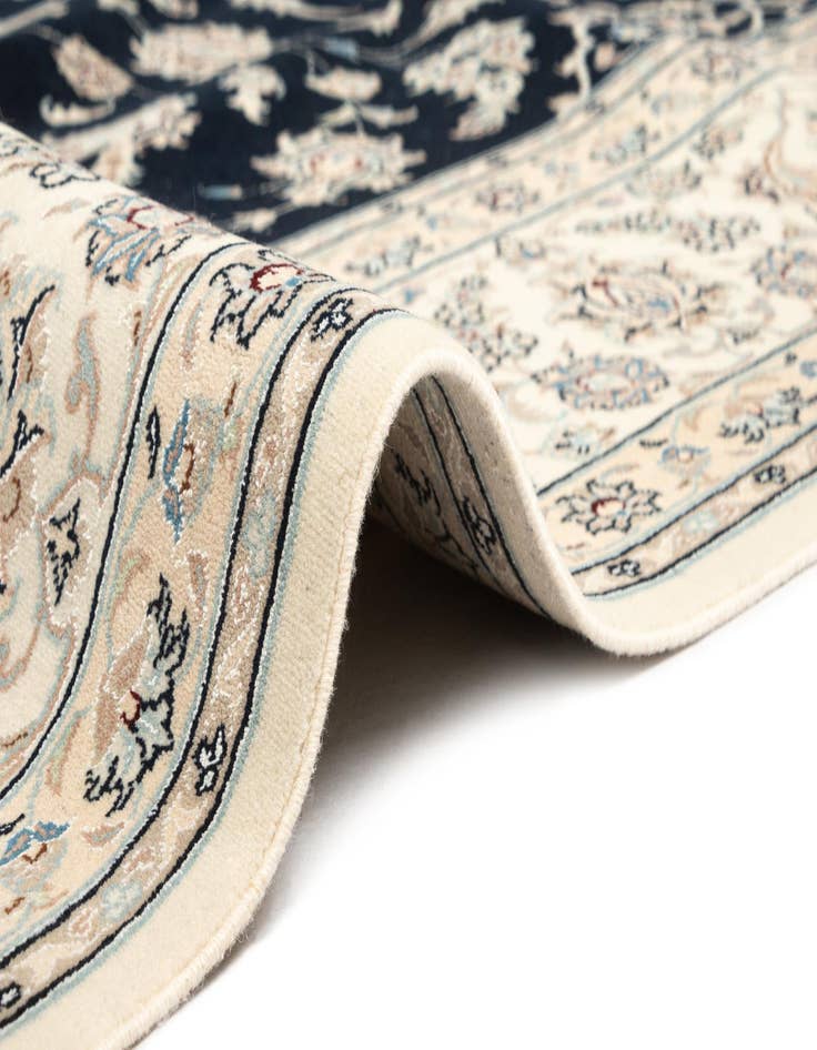 Detail image of  8' 1 x 11' 7 Nain Rug