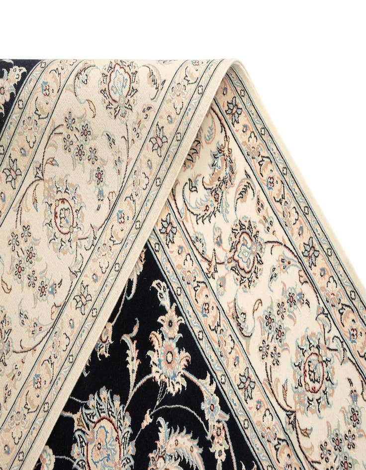 Detail image of  8' 1 x 11' 6 Nain Rug