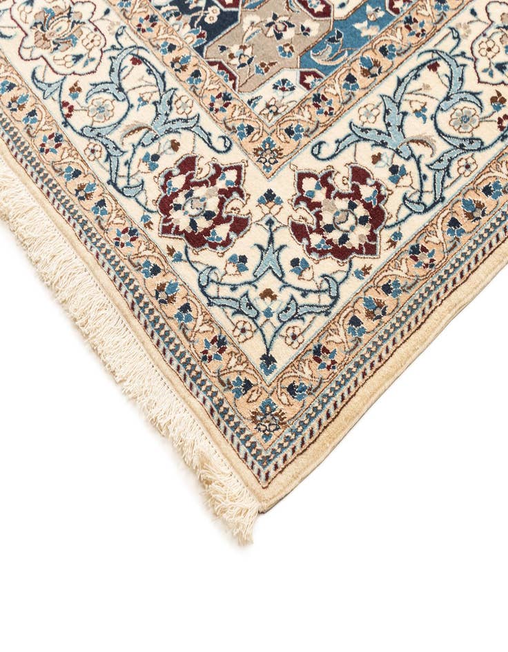 Detail image of  6' 7 x 9' 10  Hand Knotted Nain Rug