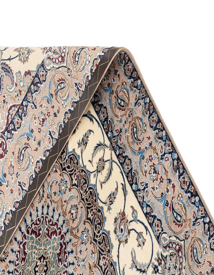 Detail image of  4' 4 x 6' 7  Hand Knotted Nain Rug