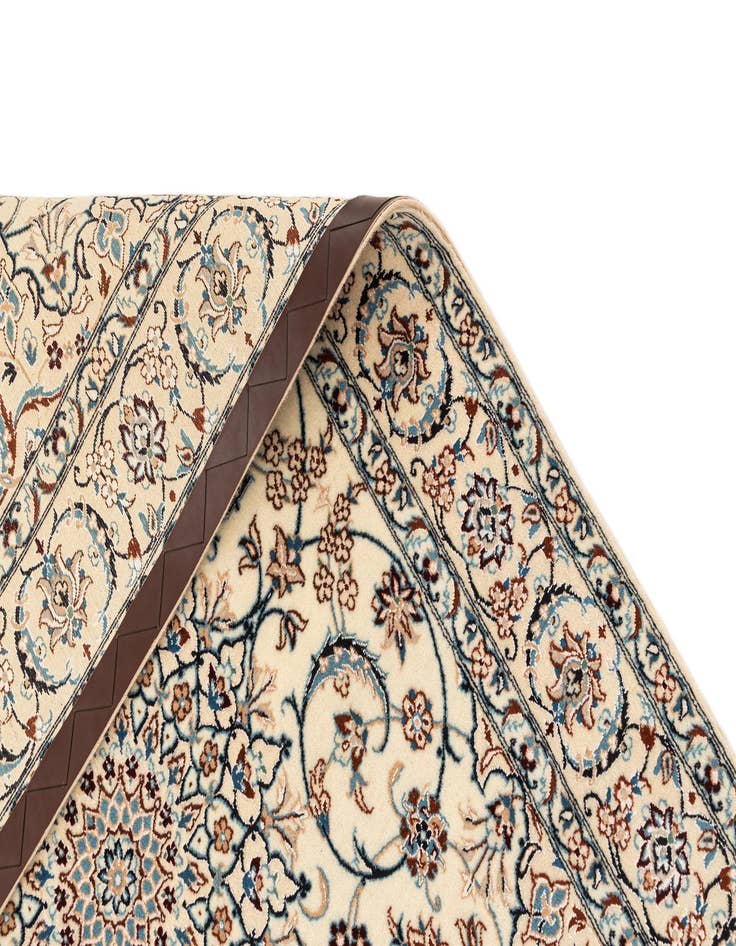 Detail image of  3' 5 x 5' 2  Hand Knotted Nain Rug