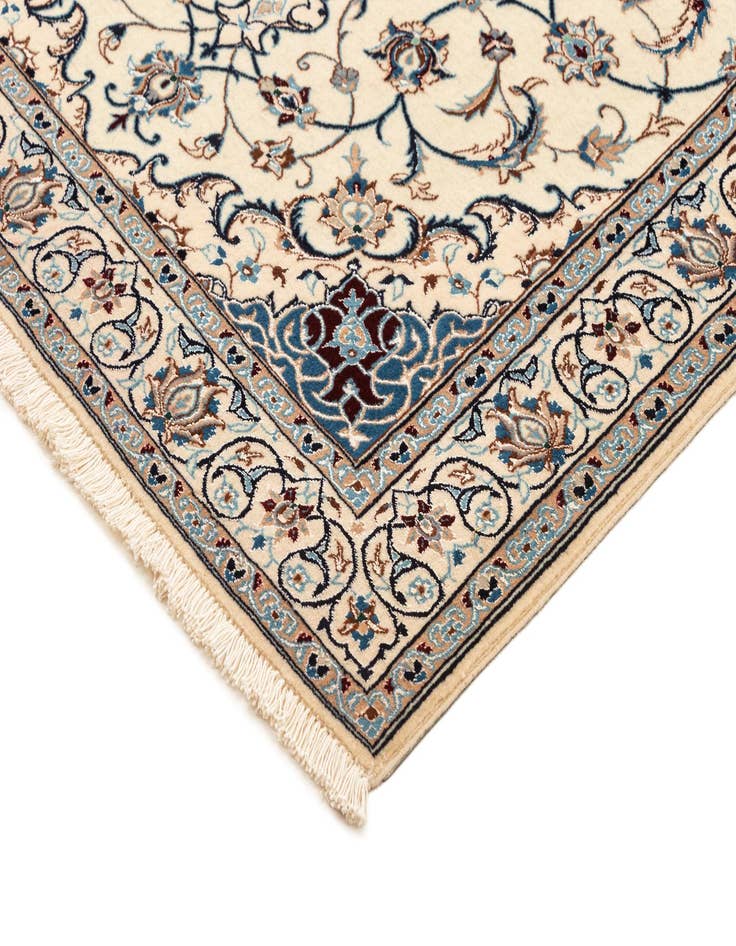 Detail image of  3' 3 x 4' 8  Hand Knotted Nain Rug