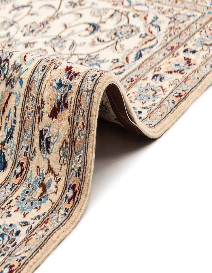 Detail image of  3' 1 x 4' 8  Hand Knotted Nain Rug