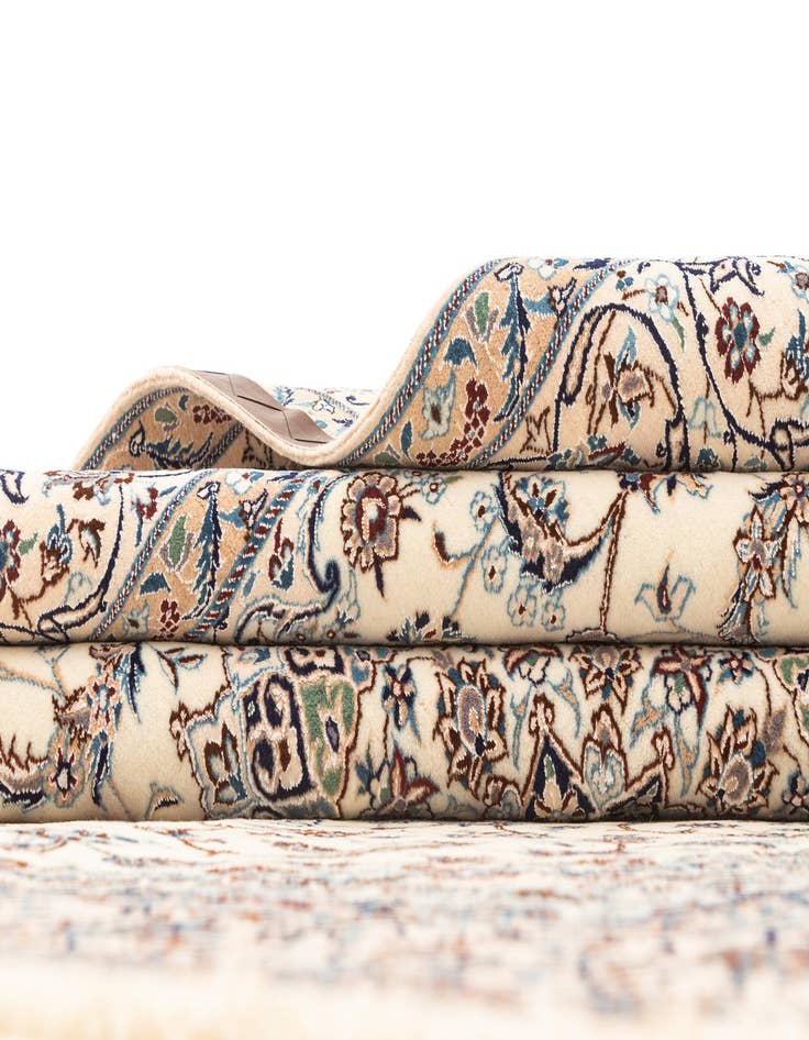 Detail image of  5' 1 x 7' 9  Hand Knotted Nain Rug