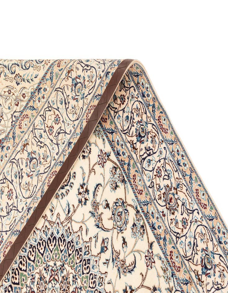 Detail image of  5' 1 x 7' 9  Hand Knotted Nain Rug