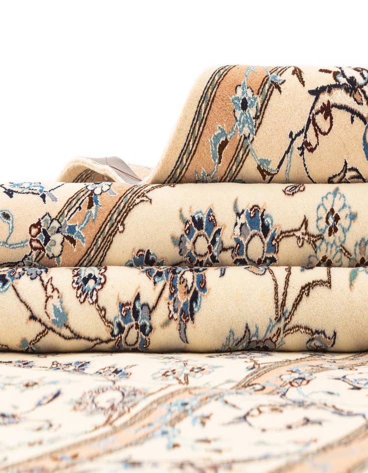 Detail image of  5' 3 x 8' 6  Hand Knotted Nain Rug