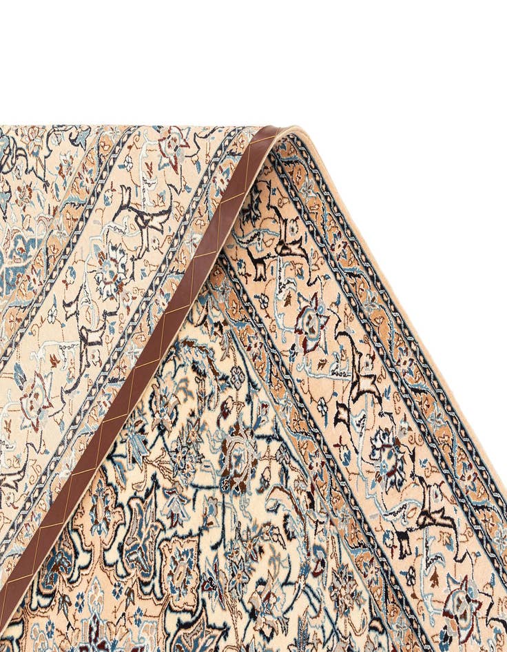 Detail image of  4' 11 x 7' 7  Hand Knotted Nain Rug