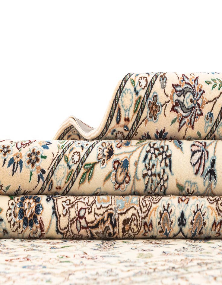 Detail image of  4' 11 x 7' 7  Hand Knotted Nain Rug