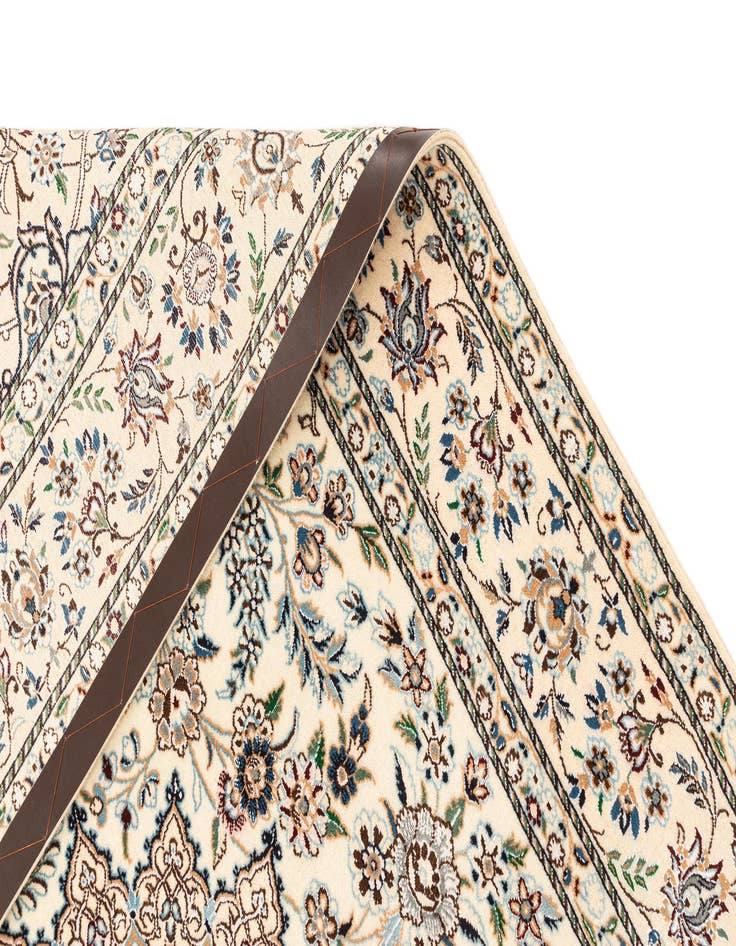 Detail image of  4' 11 x 7' 7  Hand Knotted Nain Rug