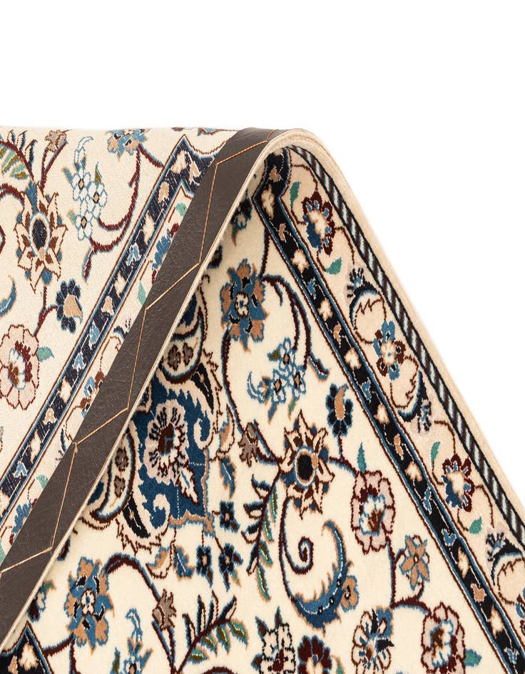 Detail image of  1' 7 x 9' 7  Hand Knotted Nain Rug