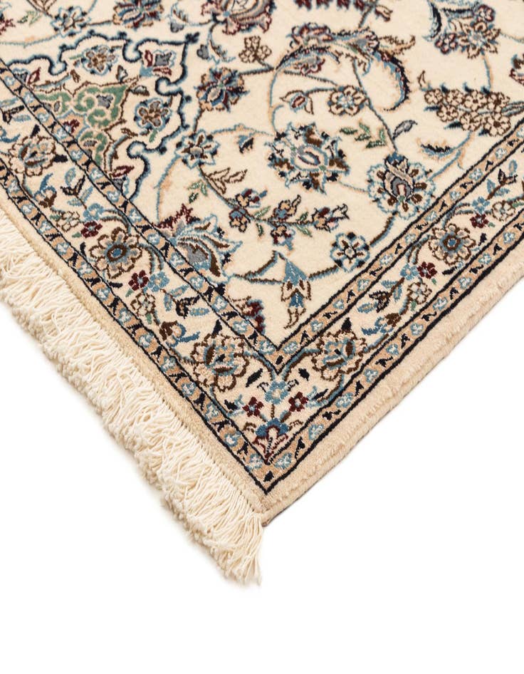 Detail image of  2' 11 x 8' 11 Nain Rug