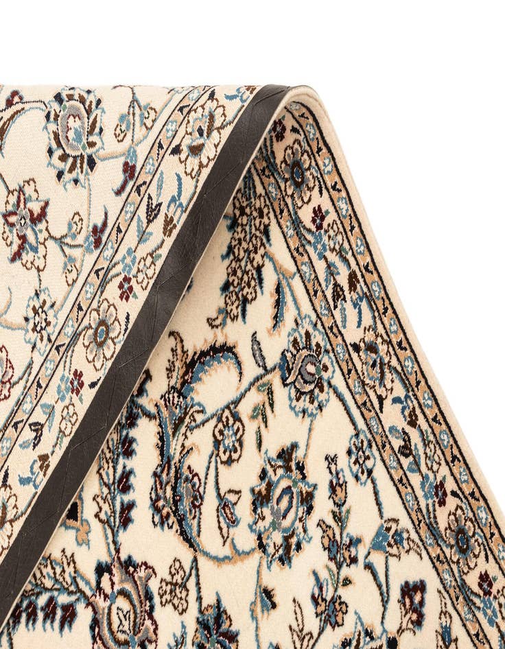 Detail image of  2' 11 x 9' Nain Rug