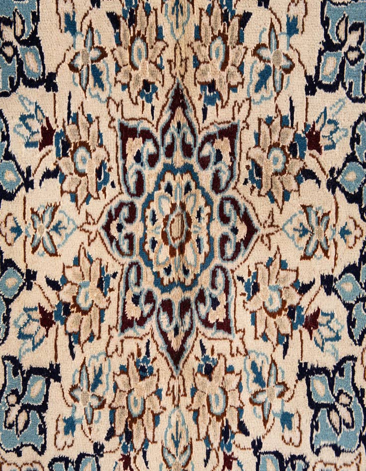 Detail image of  8' x 11'  Hand Knotted Nain Persian Rug