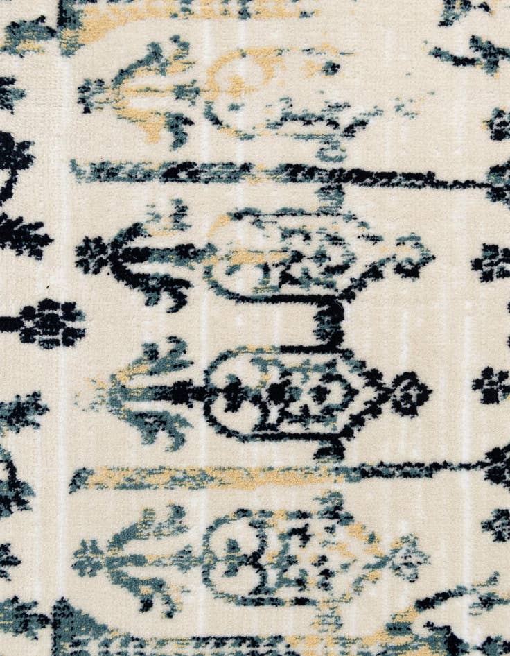 Detail image of  5' 3 x 7' 9 Nain Rug