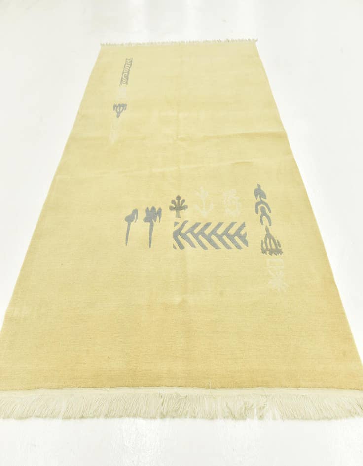 Detail image of  5' 8 x 8'  Hand Knotted Nepal Wool Rug