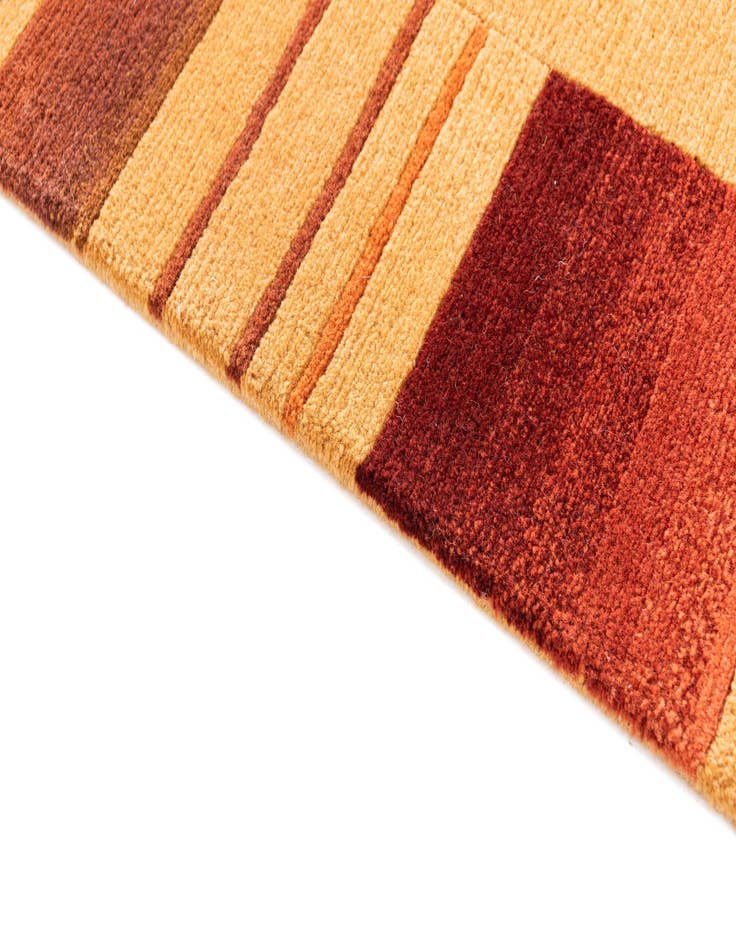 Detail image of  4' 7 x 6' 6  Hand Knotted Nepal Wool Rug