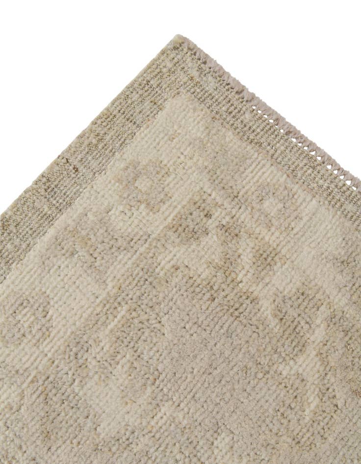 Detail image of 8' 5 x 10' 5 Hand Knotted Oushak Wool Rug