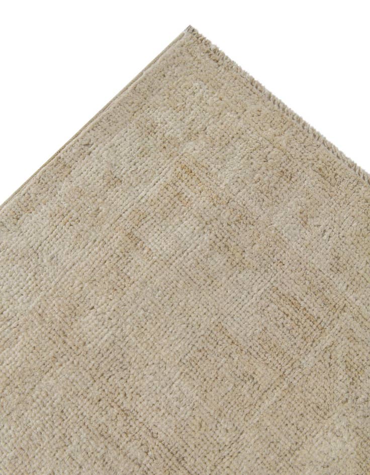 Detail image of 8' 3 x 9' 10 Hand Knotted Oushak Wool Rug