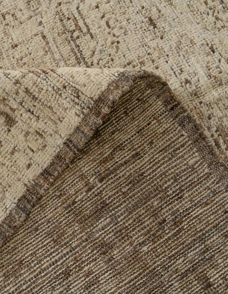Detail image of 8' 8 x 9' 10 Hand Knotted Oushak Wool Rug