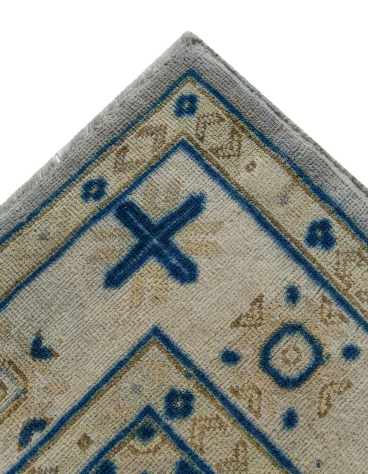 Detail image of 3' 6 x 4' 10 Hand Knotted Oushak Wool Rug