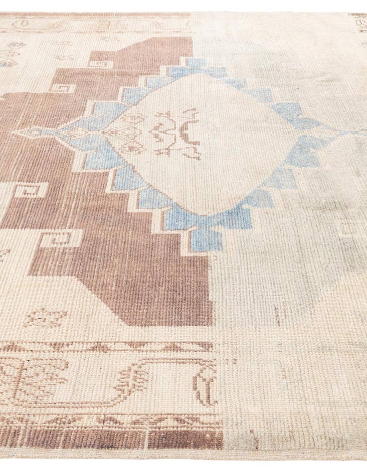 Detail image of  9' 6 x 11' 8  Hand Knotted Oushak Wool Rug