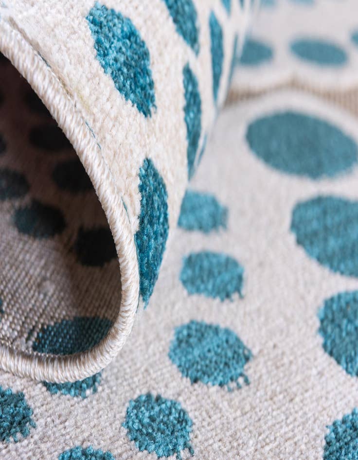 Detail image of  6' x 9'  Washable Modern Indoor / Outdoor Rug