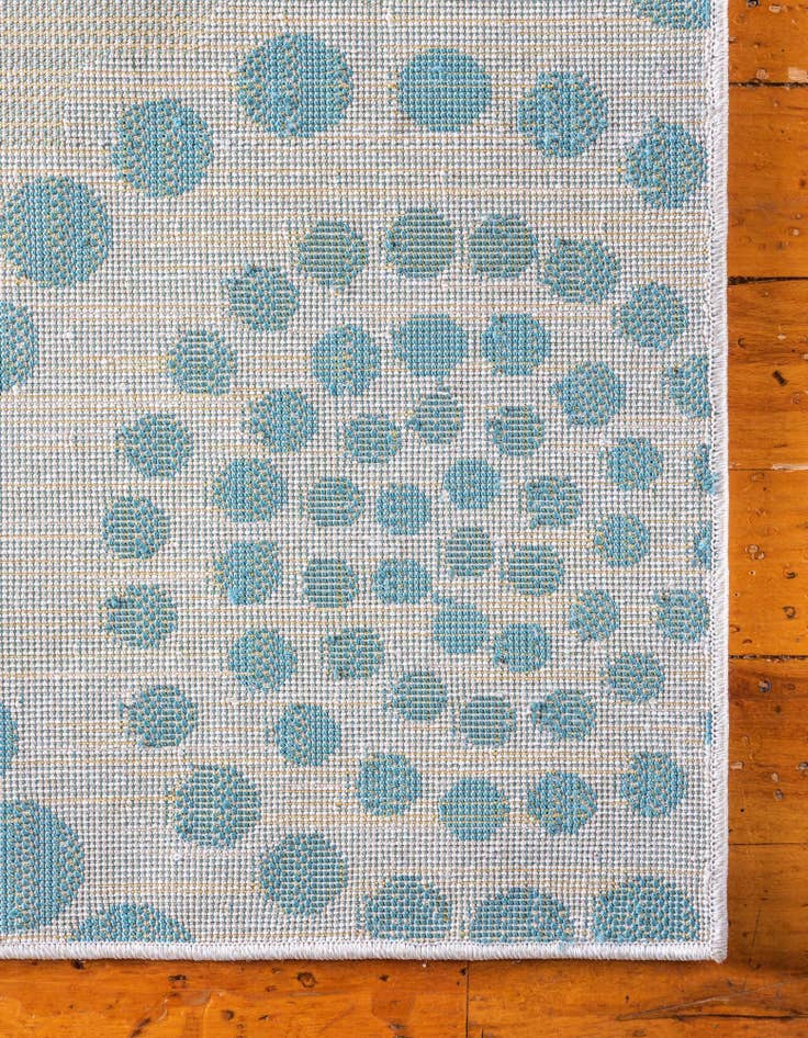 Detail image of  6' x 9'  Washable Modern Indoor / Outdoor Rug