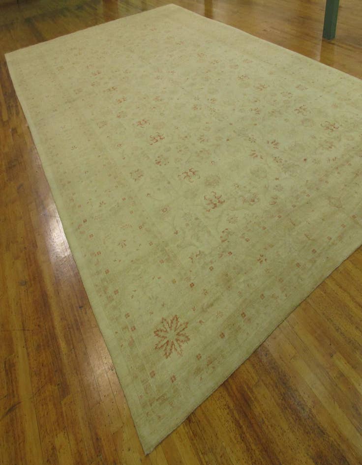 Detail image of  17' 11 x 28' 6  Hand Knotted Peshawar Ziegler Oriental Rug