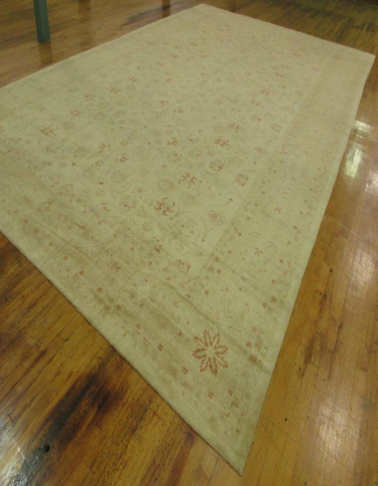 Detail image of  17' 11 x 28' 6  Hand Knotted Peshawar Ziegler Oriental Rug