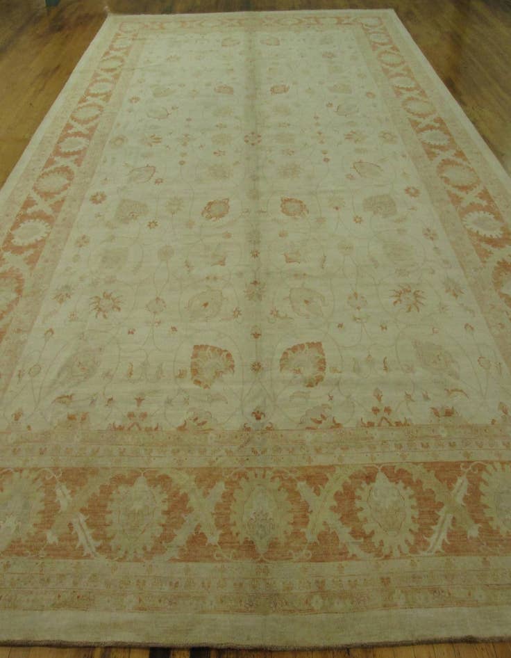 Detail image of  16' 6 x 22' 8  Hand Knotted Peshawar Ziegler Oriental Rug
