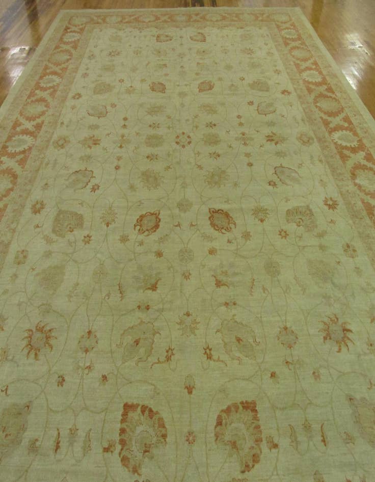 Detail image of  16' 6 x 22' 8  Hand Knotted Peshawar Ziegler Oriental Rug