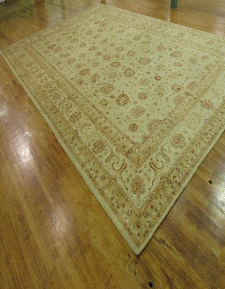 Detail image of  16' 11 x 25' 6  Hand Knotted Peshawar Ziegler Oriental Rug