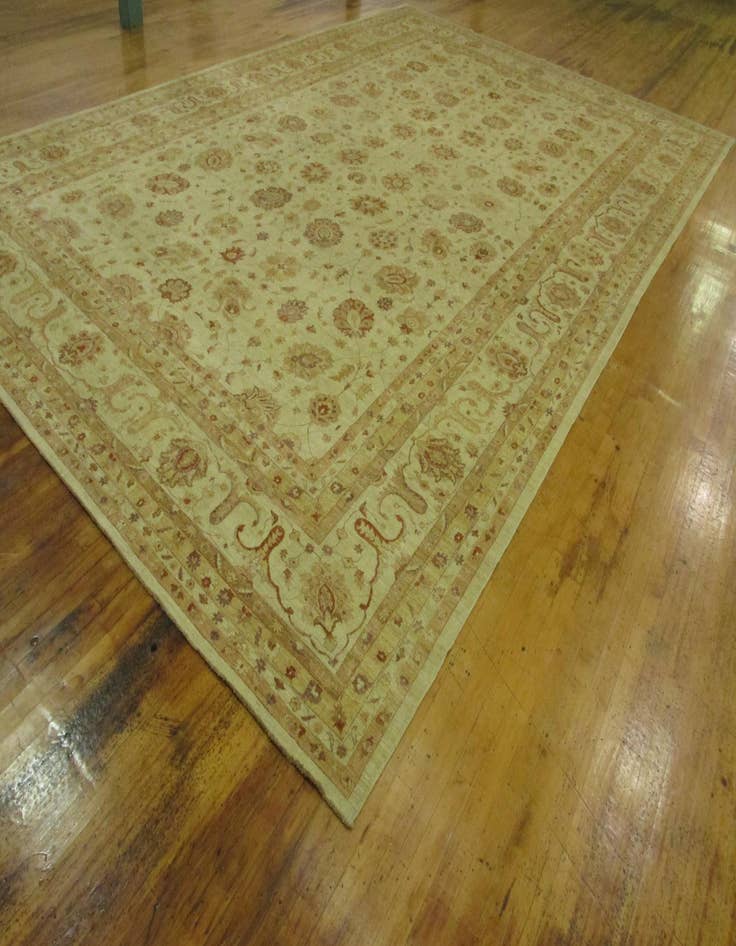 Detail image of  16' 11 x 25' 6  Hand Knotted Peshawar Ziegler Oriental Rug