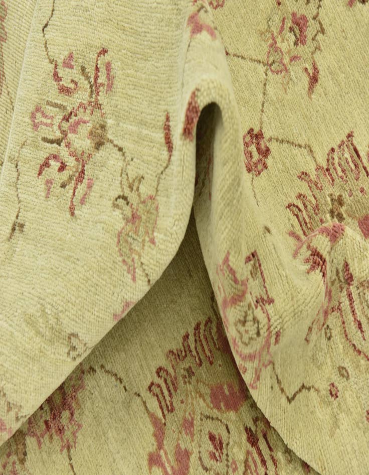 Detail image of  5' 7 x 7' 10  Hand Knotted Peshawar Ziegler Rug