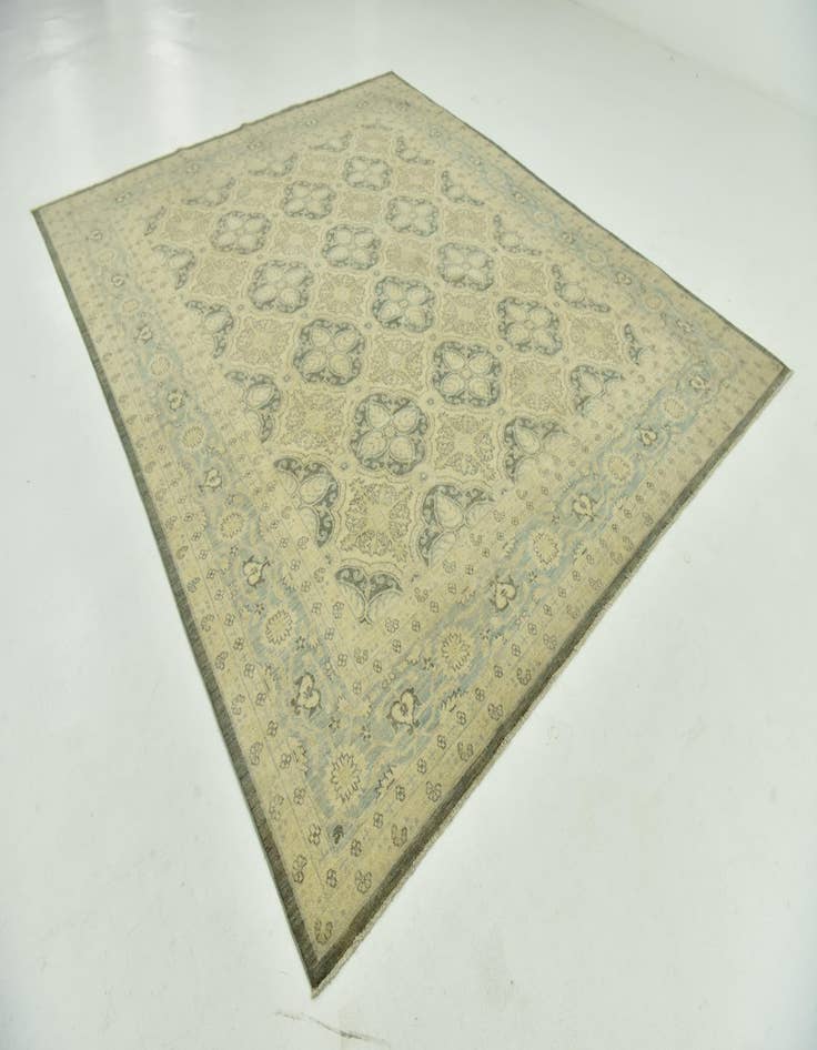 Detail image of  8' 8 x 10' 5  Hand Knotted Peshawar Ziegler Rug