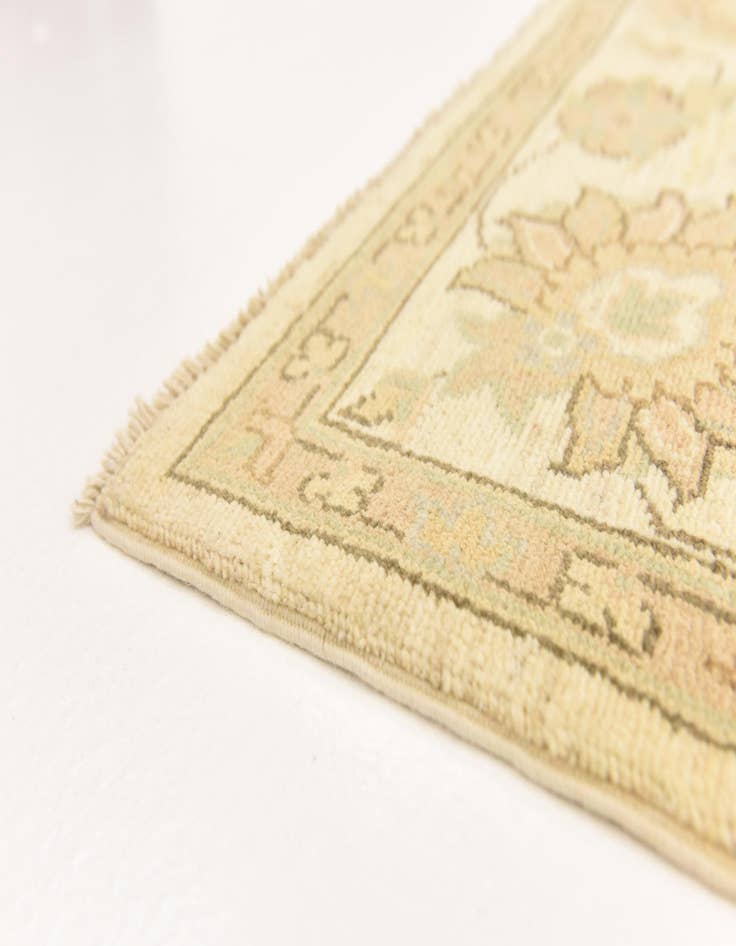 Detail image of  6' 7 x 9' 9  Hand Knotted Peshawar Ziegler Rug