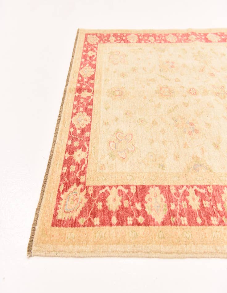 Detail image of  4' 1 x 5' 9  Hand Knotted Peshawar Ziegler Rug