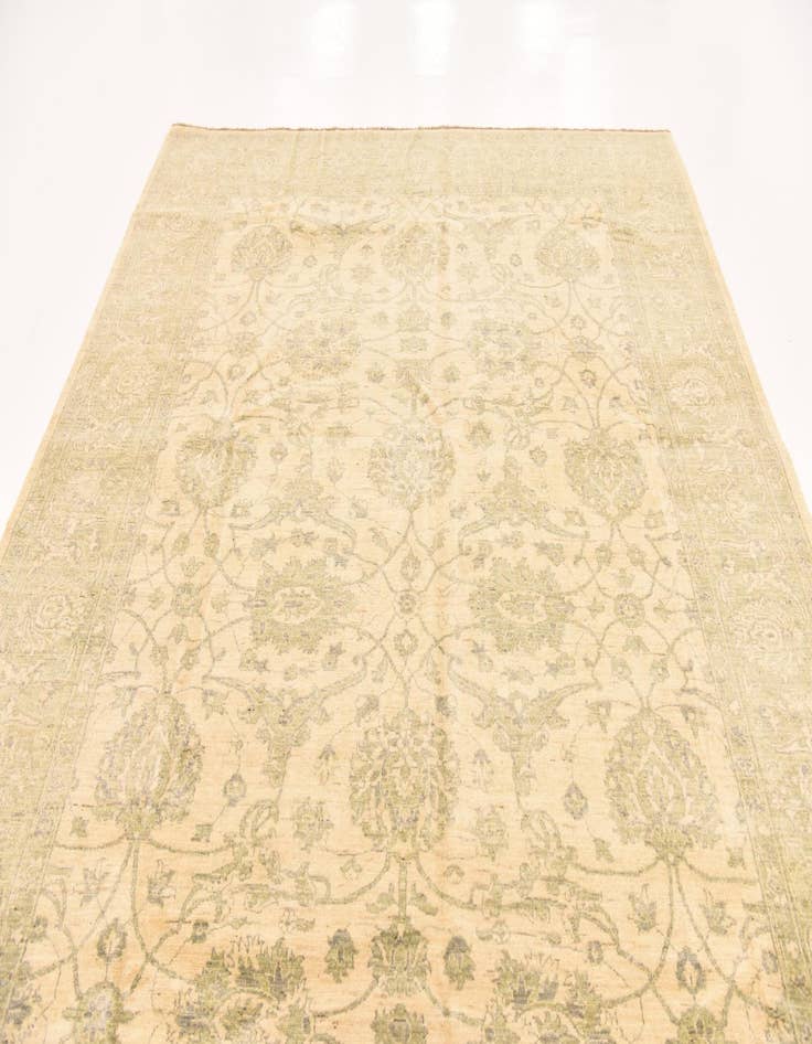 Detail image of  8' 4 x 11' 6  Hand Knotted Peshawar Ziegler Rug