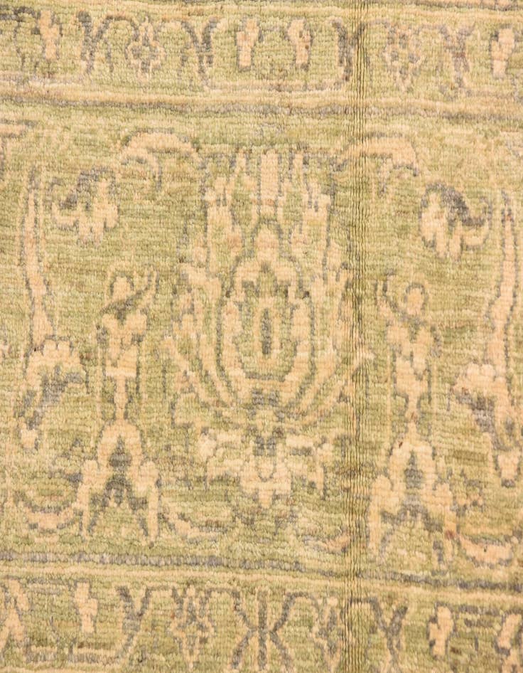 Detail image of  8' 4 x 11' 6  Hand Knotted Peshawar Ziegler Rug