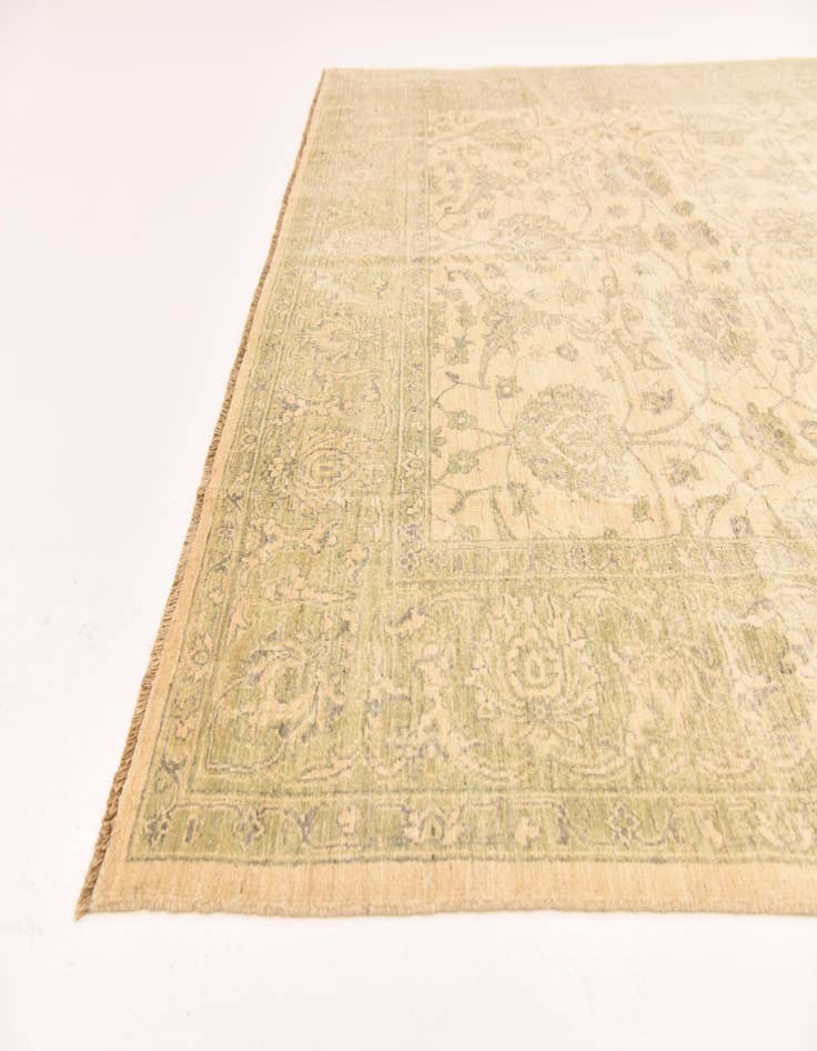 Detail image of  8' 4 x 11' 6  Hand Knotted Peshawar Ziegler Rug