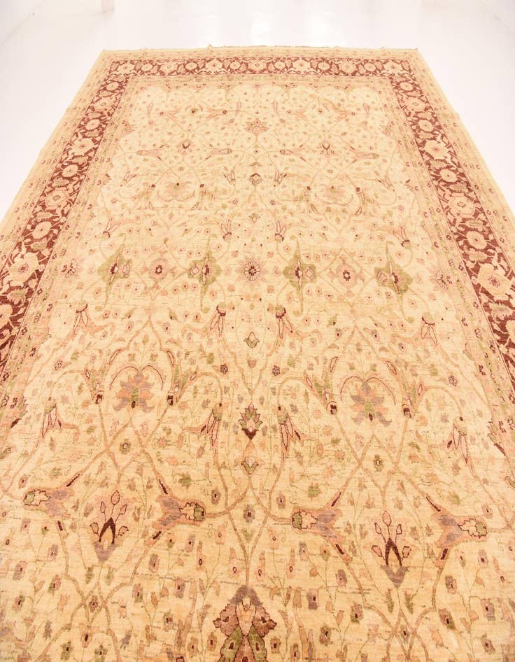 Detail image of  13' 4 x 16' 10  Hand Knotted Peshawar Ziegler Rug